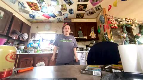 shorty920505 online show from April 12, 5:28 pm