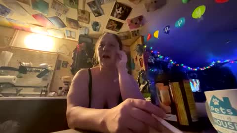 shorty920505 online show from December 16, 3:24 am