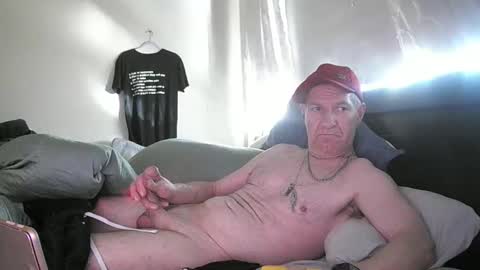 shortyzdeepthroat online show from May 14, 11:58 pm