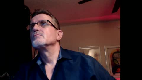 Snapshot of shrewtamer chatting on February 21, 1:55 am shrewtamer online show from February 21, 1:55 am