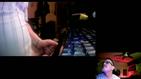 Snapshot of shrewtamer chatting on December 10, 7:16 am shrewtamer online show from December 10, 7:16 am