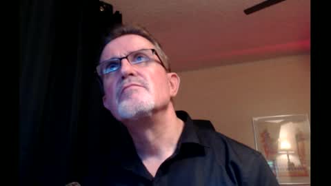 Snapshot of shrewtamer chatting on February 22, 2:17 am shrewtamer online show from February 22, 2:17 am