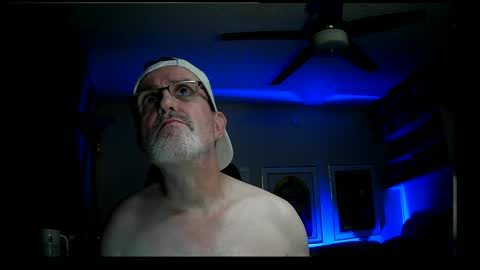 Snapshot of shrewtamer chatting on January 5, 1:45 am shrewtamer online show from January 5, 1:45 am