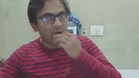 shubhamkhandelwal123 online show from January 5, 6:11 pm