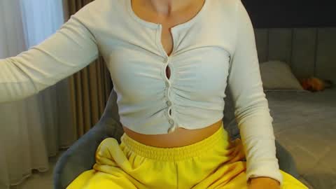 shy_26 online show from November 5, 10:06 am