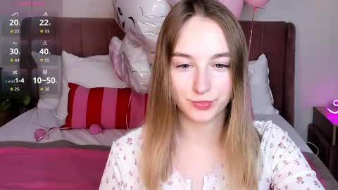 Polly online show from April 11, 12:15 am