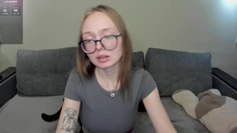 Melissa online show from September 29, 4:06 pm