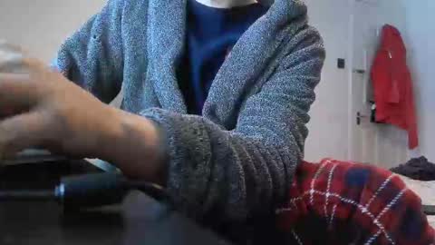 shyboy0533 online show from October 20, 6:02 pm