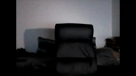 shyboyhugecum2020 online show from December 2, 4:35 am