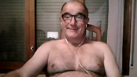 shymmy10 online show from June 28, 2:40 am