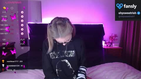 shysweetrish online show from October 8, 6:08 am