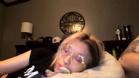 shyykiitty online show from January 28, 7:53 am