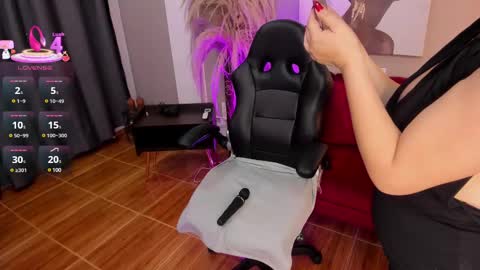 SIa  online show from March 7, 9:27 pm