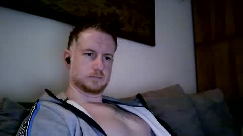 Snapshot of sibilus84 chatting on December 31, 2:14 pm sibilus84 online show from December 31, 2:14 pm