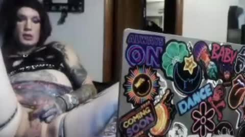 HungGirl online show from August 10, 2:38 am
