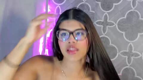 sidney_brownn online show from May 12, 4:10 am