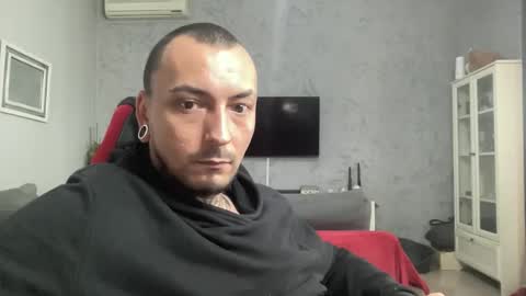 sidvicious23cm online show from March 5, 11:52 am