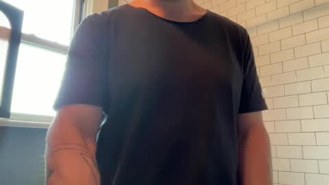 sie273 online show from March 24, 5:08 pm