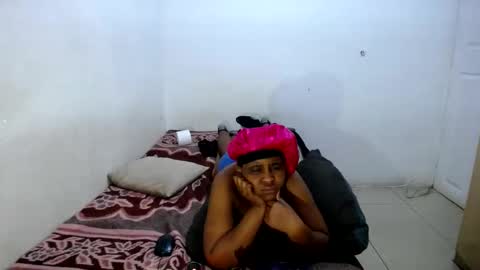 sieannabrown online show from March 5, 7:01 pm