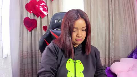 sienna_lux01 online show from February 22, 1:58 pm