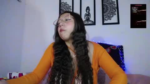 Sienna online show from March 3, 12:12 pm