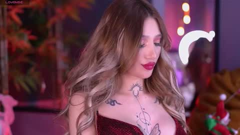 Sienna online show from December 19, 7:09 pm