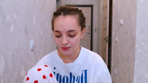 Sienna Mia online show from May 14, 1:09 pm