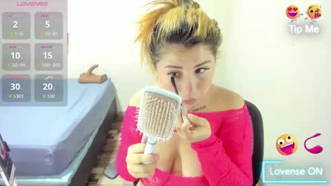 Sienna online show from September 22, 6:45 pm