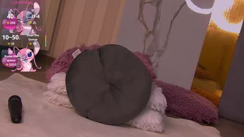 sierraryann online show from October 11, 2:32 pm