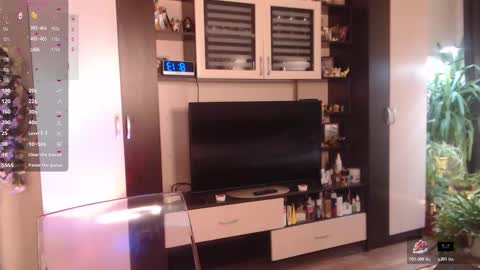 silenaa_sloussen online show from October 19, 5:12 am