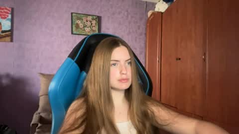 Erica online show from May 24, 11:50 am