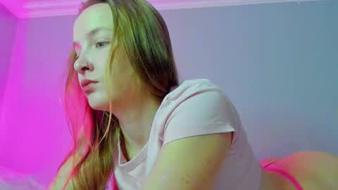 Mila online show from October 29, 7:43 am