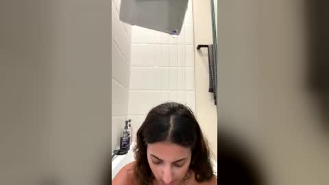 sillyme789888 online show from July 26, 3:42 pm