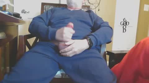 Daddy Bear online show from March 14, 5:50 pm