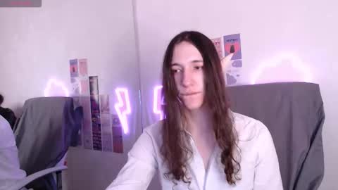 silvermuse online show from February 13, 10:24 pm