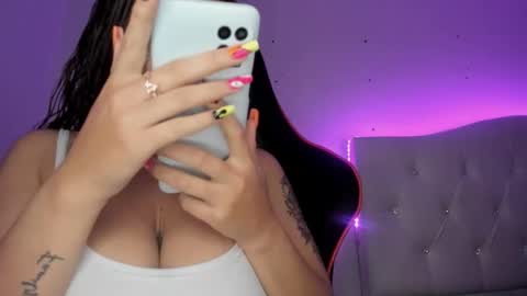 silvia online show from October 28, 12:33 am