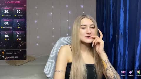 Silvia online show from January 4, 10:24 pm