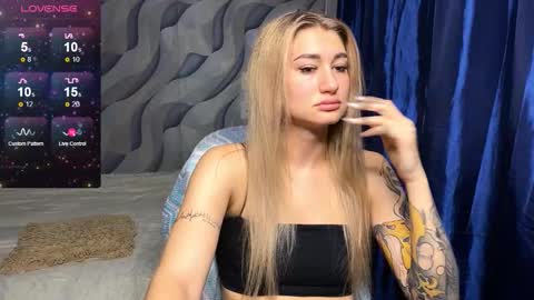Silvia online show from September 13, 3:14 pm