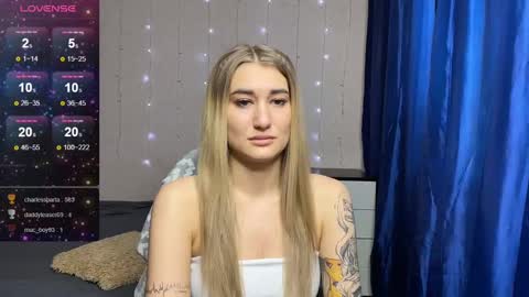 Silvia online show from February 15, 10:22 am