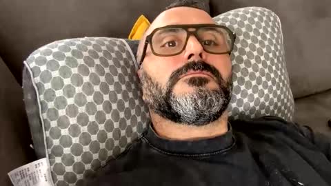 Si online show from May 3, 1:06 pm