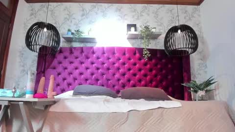 simon_durand online show from February 18, 8:03 am