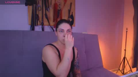 simona_moonshine online show from March 12, 5:44 am