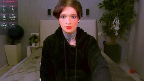 Simona online show from February 2, 4:11 pm