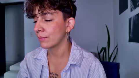 Sim. online show from October 19, 1:16 pm