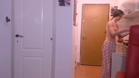 simyhvn online show from October 17, 5:11 am