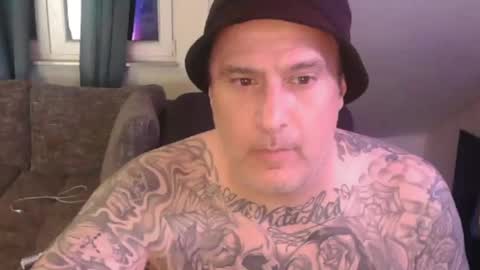 sinalco1975 online show from October 30, 3:51 am