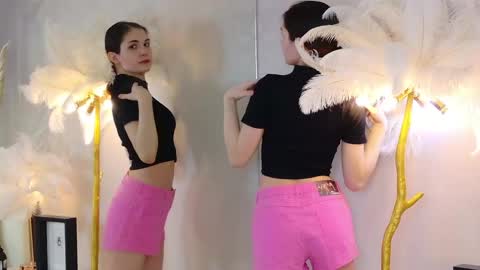 sindell_cryell online show from May 9, 4:02 pm