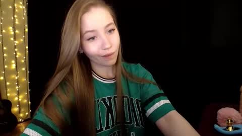 Sindi online show from December 3, 7:58 pm