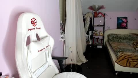 nika online show from January 18, 3:42 am