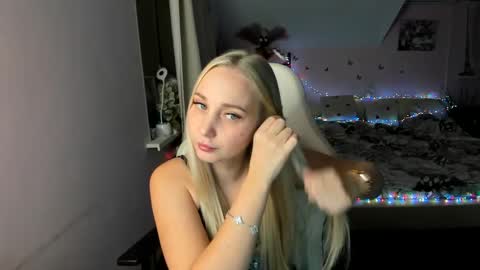 nika online show from December 22, 10:47 pm